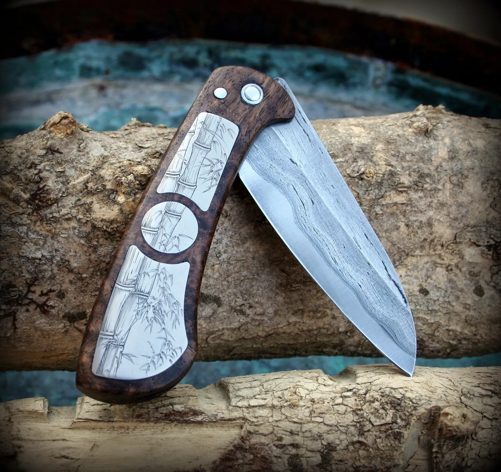 Couteau artisanal forgé main